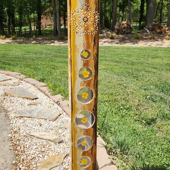 Garden Peace Pole Hand Painted w/ Solar Light Cap & Wire Stand Lighted 4 Sides - Picture 1 of 4